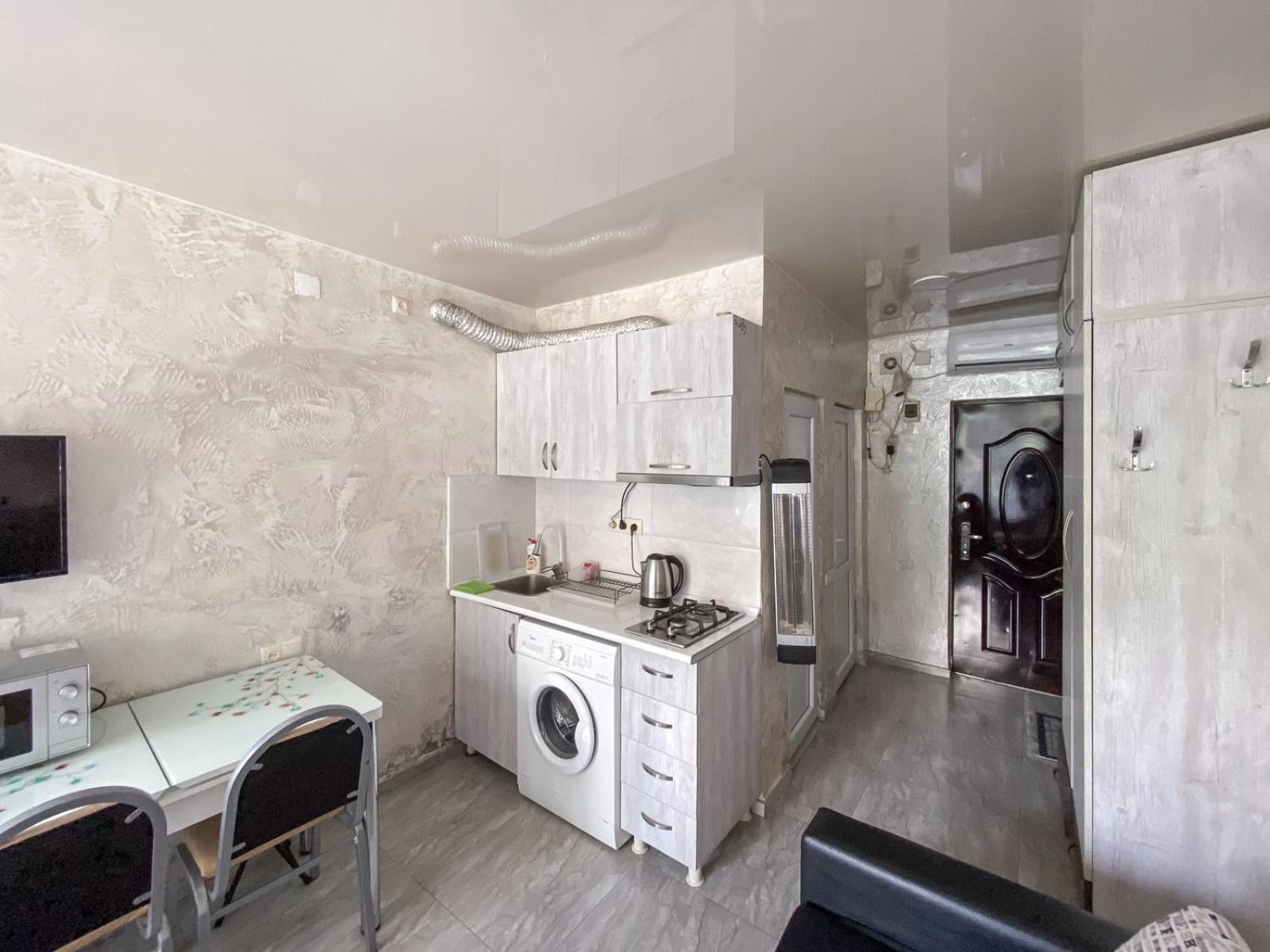 Apartment Studio Maksim 巴统 外观 照片